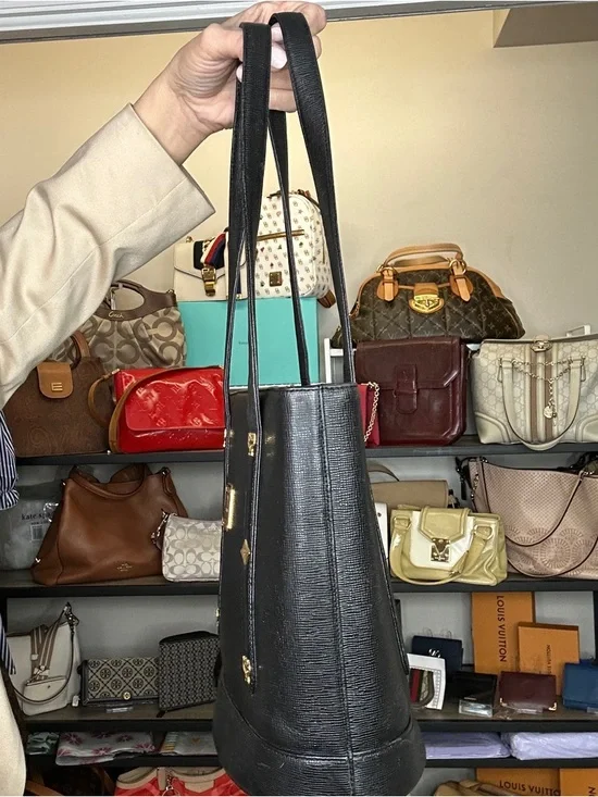 MCM Leather Bucket Tote Black Gold Hardware Structured Mini Tote Luxury Vintage - Picture 4 of 16